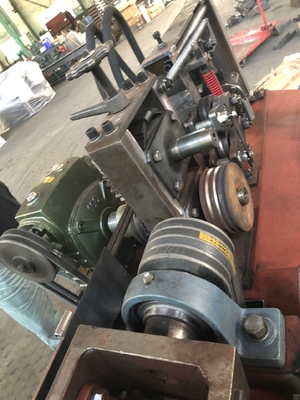 Máquina de endireitação e corte de aço de bobina / rebar de 5-12 mm com características avançadas