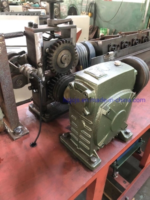 Máquina de corte automática automática 1400*590*800mm de endireitação rápida para 5-12mm